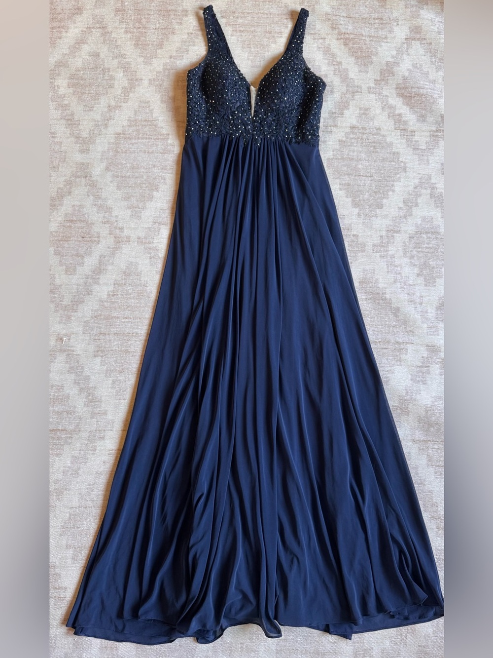 Betsy & Adam Formal Navy Beaded V-Neck Chiffon Gown size 6